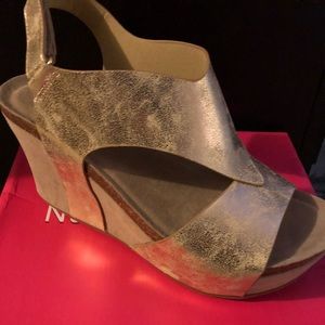 Women wedge sandal